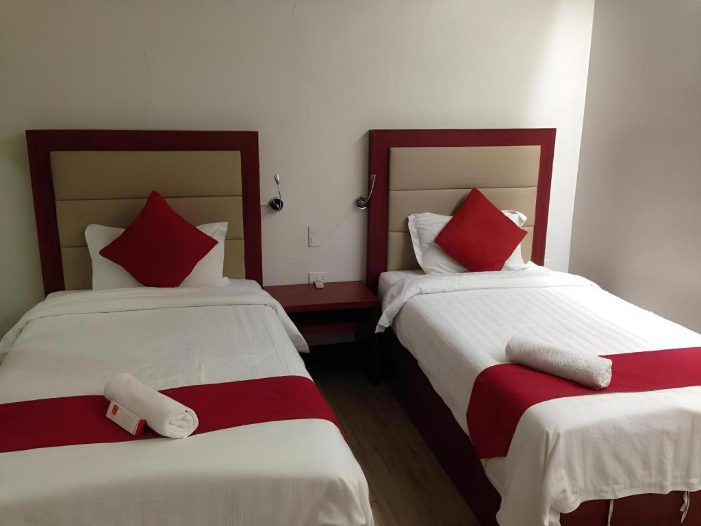 Cherry Midtown Hotel Olongapo Dış mekan fotoğraf
