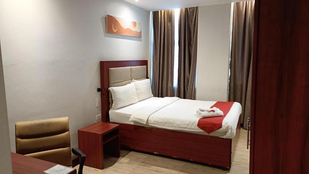 Cherry Midtown Hotel Olongapo Dış mekan fotoğraf