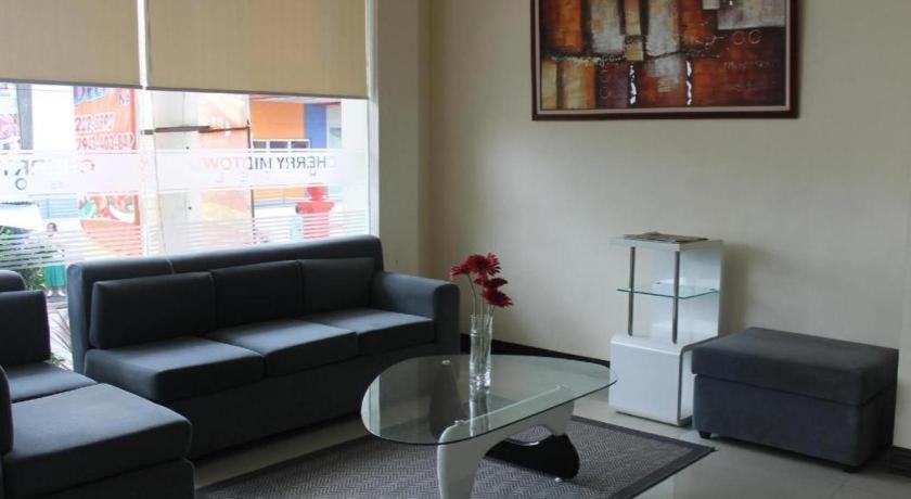 Cherry Midtown Hotel Olongapo Dış mekan fotoğraf