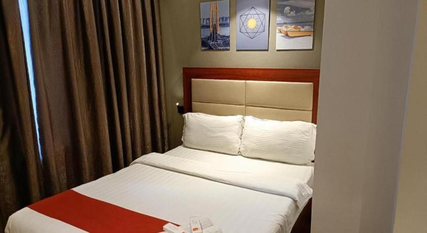 Cherry Midtown Hotel Olongapo Dış mekan fotoğraf