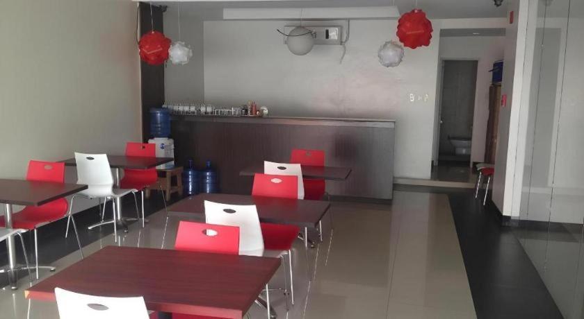 Cherry Midtown Hotel Olongapo Dış mekan fotoğraf