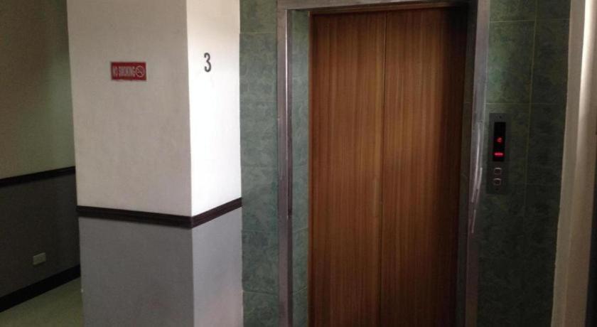 Cherry Midtown Hotel Olongapo Dış mekan fotoğraf