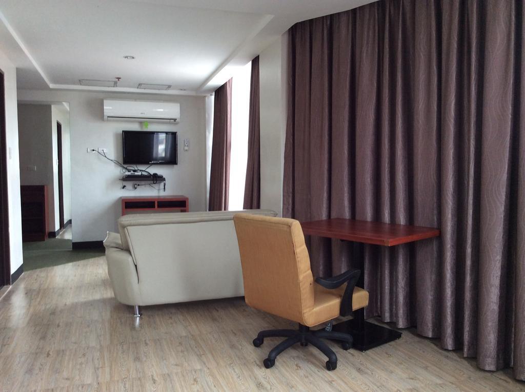 Cherry Midtown Hotel Olongapo Oda fotoğraf