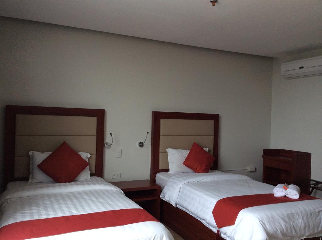 Cherry Midtown Hotel Olongapo Oda fotoğraf